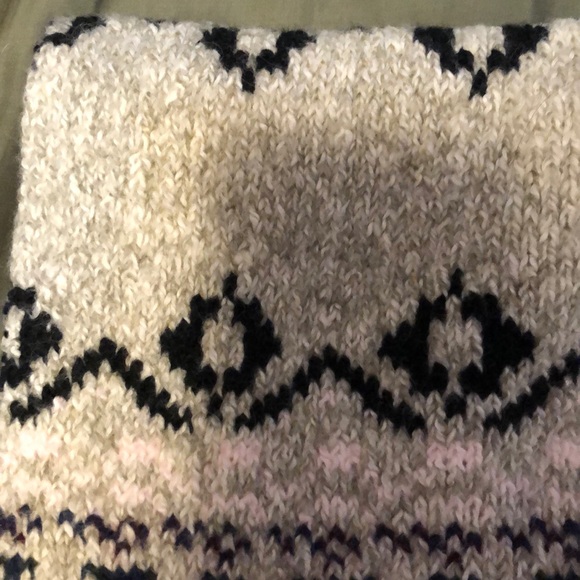 *NEW* American Eagle Knit Wrap Scarf - Picture 4 of 6